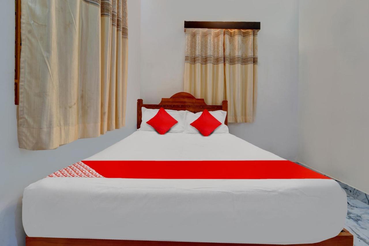 Flagship Sri Kamatchi Hotel & Rooms มทุราย ภายนอก รูปภาพ