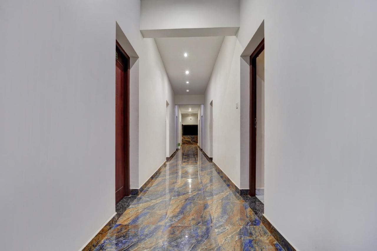 Flagship Sri Kamatchi Hotel & Rooms มทุราย ภายนอก รูปภาพ