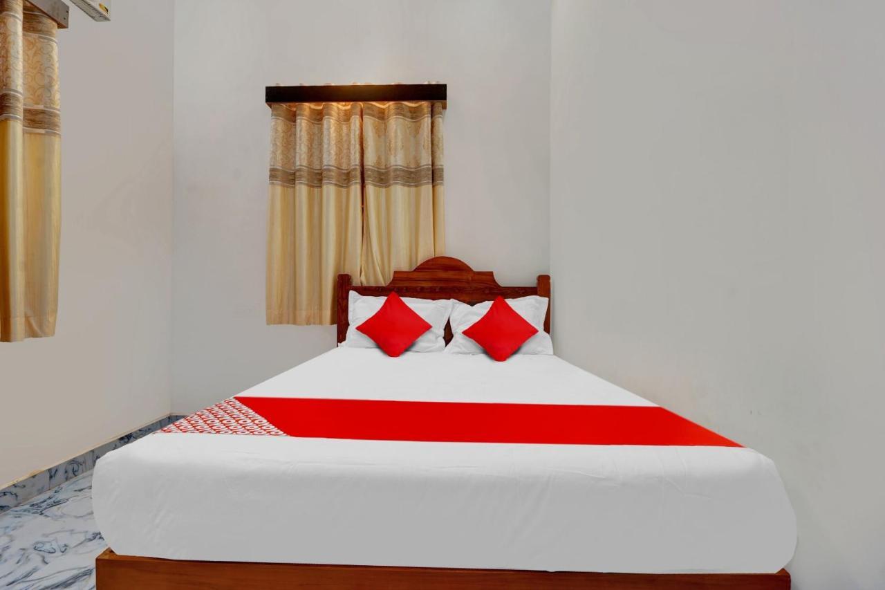 Flagship Sri Kamatchi Hotel & Rooms มทุราย ภายนอก รูปภาพ